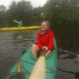 Meet your Posher, Chloe